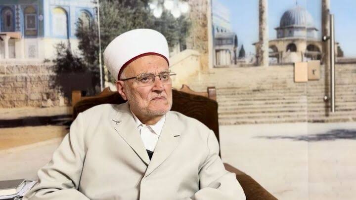مرکز اطلاعرسانی فلسطین: 🔴شیخ عکرمه صبری خواستار حضور گسترده در مسجد الاقصی در روز سهشنبه شدشیخ «عکرمه صبری»، خطیب مسجد الاقصی، از فلسطینیان خوا
