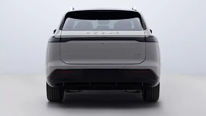 Chery обновит кроссовер Exlantix ET7 4