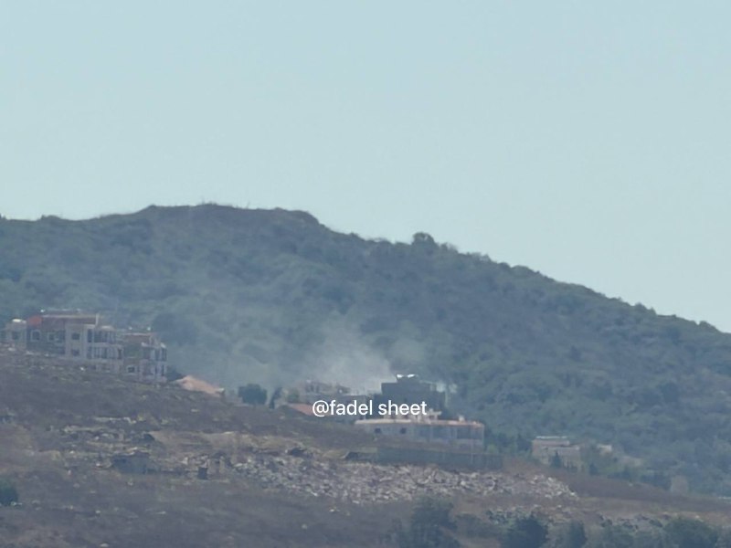 מטוס מפיל חביות נפץ בגובה עלי אל-טאהר