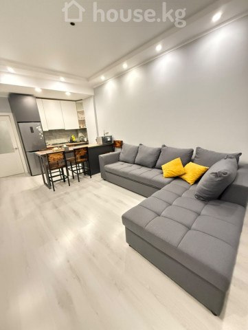 Продажа, квартира, 2-комн., 54 м2Адрес: Бишкек, 12 м-н, Токомбаева, 12Цена: $107 000 (9 372 130 сом)Жилой комплекс: Токомбаева 12Тип предложения: от собственникаСерия: элиткаДом: монолитный, 2020г.Эта