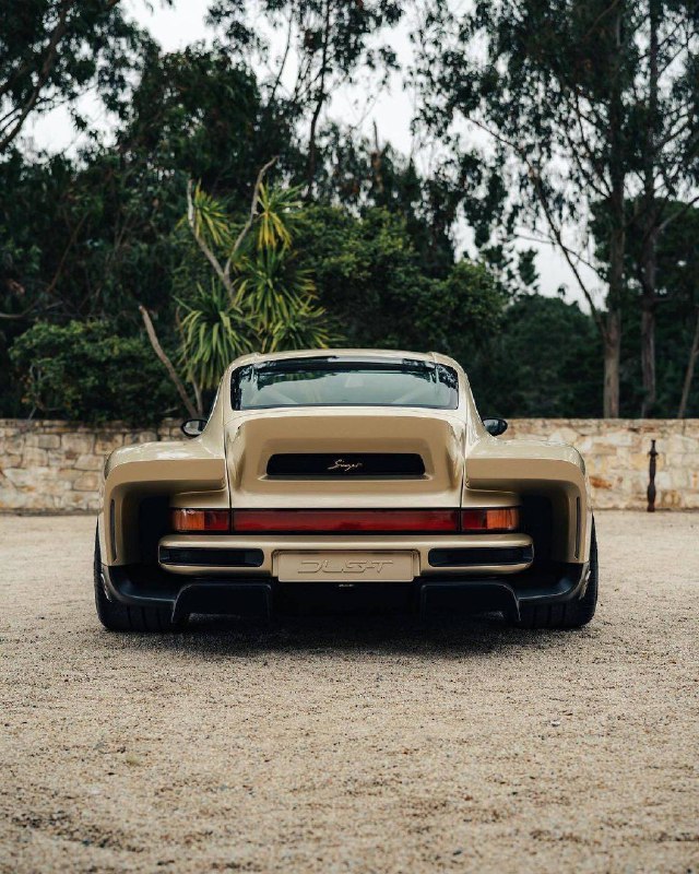 Singer Porsche 911 Type 964 3