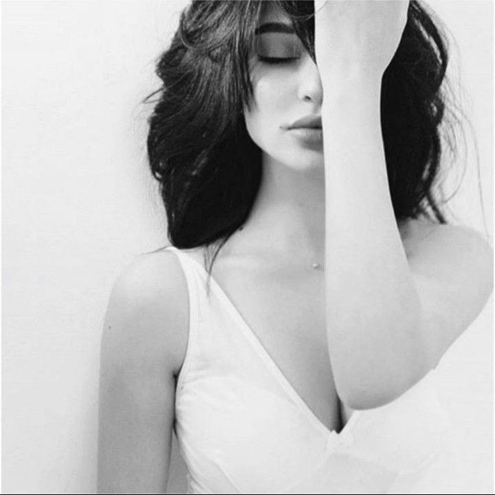 😍🌹♥️ عاشقانه.😍🌹❤️: بهاے سنگینے בاבمــ تا ؋ـهمیـבمـ ڪسے ڪ בلشــ نمیخواב بمونـہ رو نمیشـہ نگـہ בاشتــ