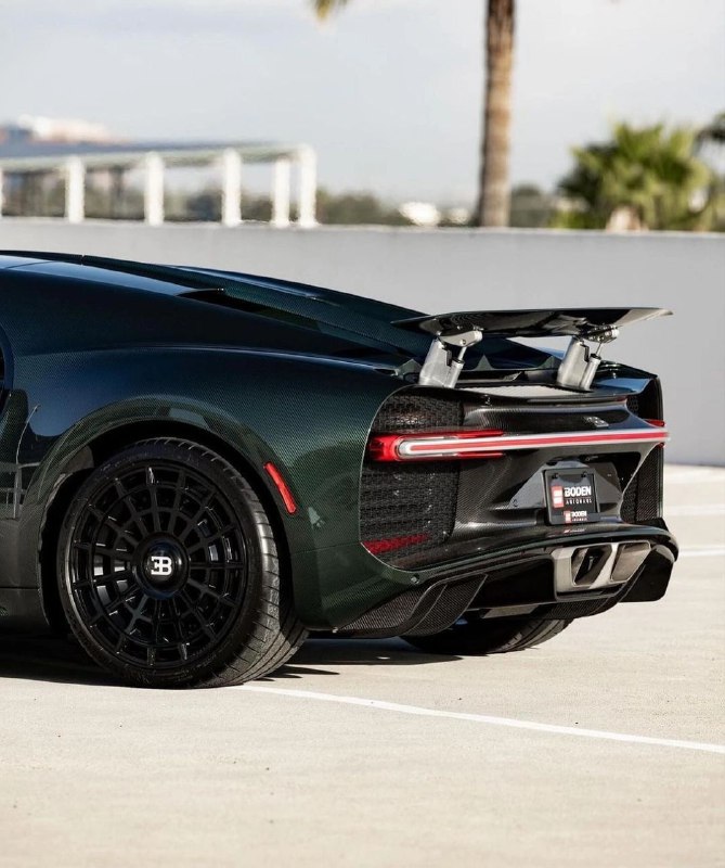 Bugatti Chiron Super Sport W16 5
