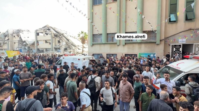 חלק מהכטב"מ הישראלי מכוון לקבוצת סטודנטים בתוך האוניברסיטה האסלאמית, דרומית מערבית לעיר עזה