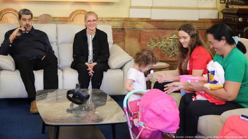 US: Toddler reunited with deported mother in Venezuela