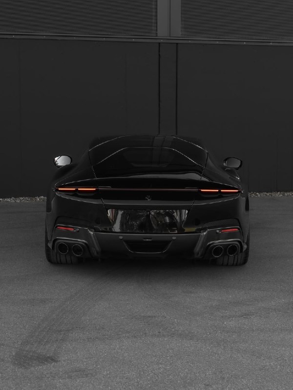 Ferrari 12Cilindri 9