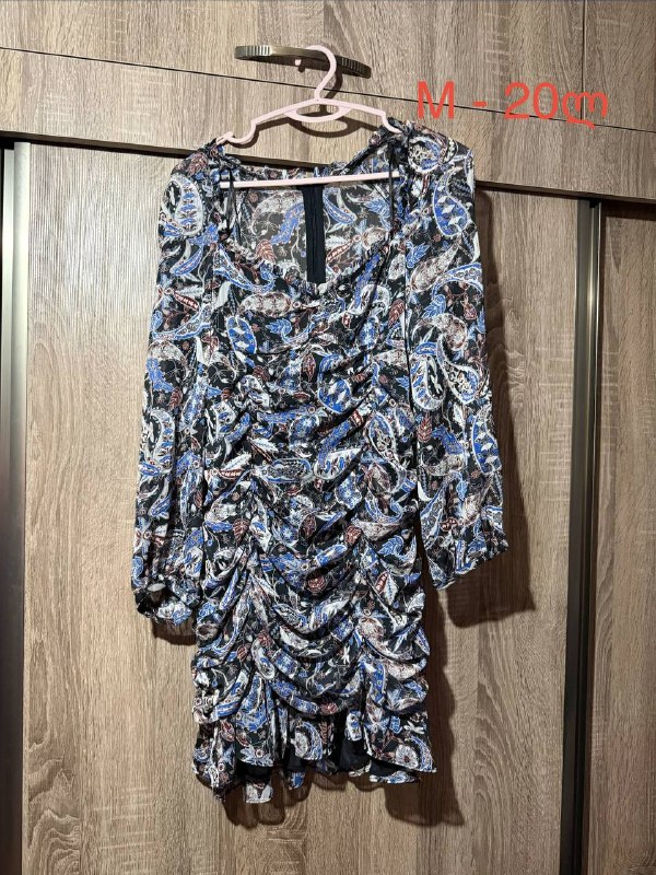 Здравствуйте, Продам женские платья, кофты, брюки 🤍 Цены от 10 лари — фото 1