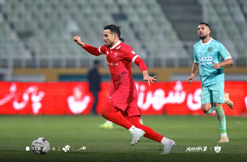 Bistodo IR | بیست و دو ⚽️: 🗞⚽️❤️ایرنا: شایعات بیخود رو بیخیال بشید، دلیل اینکه اورونوف دقیقه 34 به رختکن رفت ماساژ دادن پاهاش توسط ماساژور تیم بود