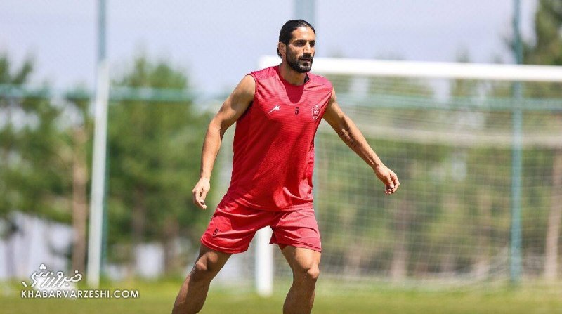 خبرورزشی: ⚽️ زلزله در خط دفاع پرسپولیس؛ مدافع ملی‌پوش از لیست خط خورد!📎 در سایت خبرورزشی بخوانید ➡️🆔 @Khabar_Varzeshi