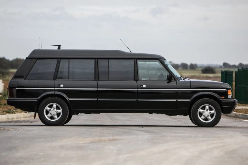 Продают уникальный длинный Range Rover 2