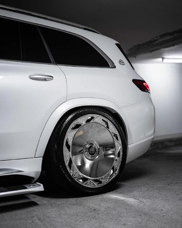Mercedes GLS Maybach 6