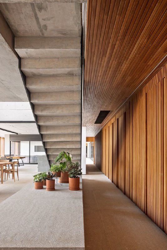 Каменный дом Esquadra Arquitetos Бразилия Площадь 580 м Год 2021 - изображение 4 - каменный, дом, esquadra