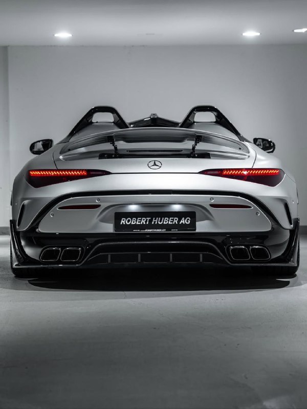 Mercedes-AMG PureSpeed 4.0-L V8 BITURBO €1M 7