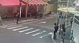 The moment when the building collapsed in Tel Aviv.