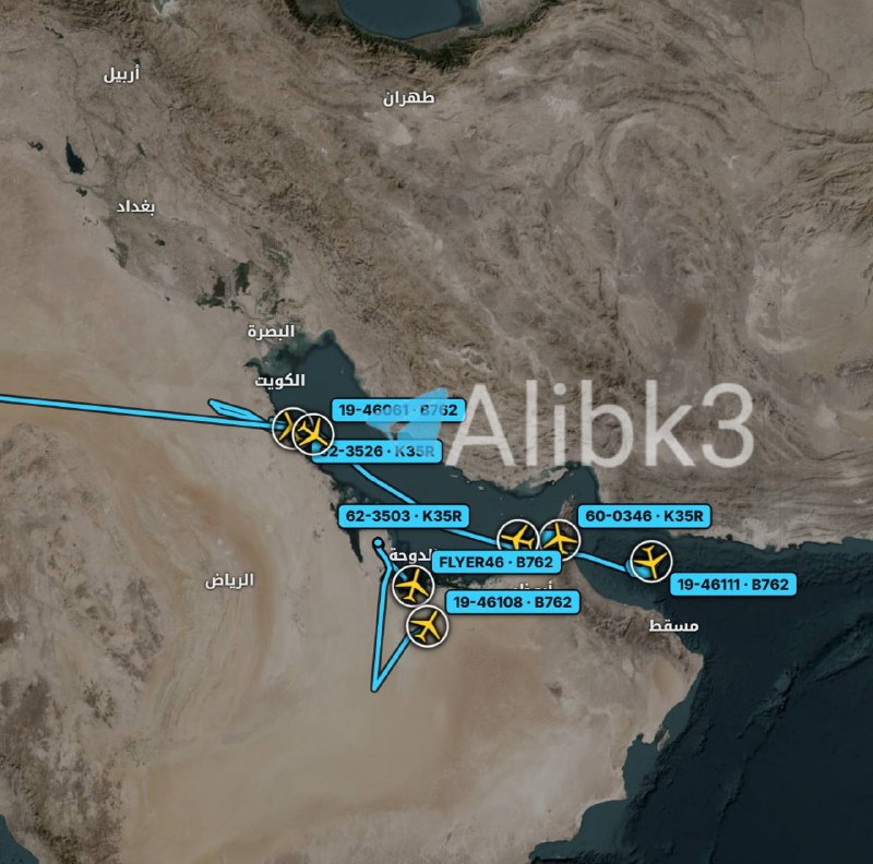 7 American refueling planes fly near the Strait of Hormuz.