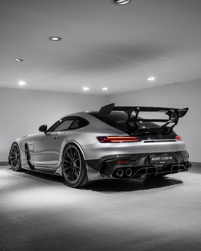 731 HP Mercedes-AMG GT Black Series V8 2