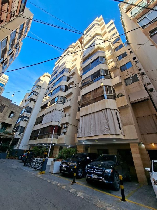 דירה מוצעת למכירה בביירות - זק אל בלת