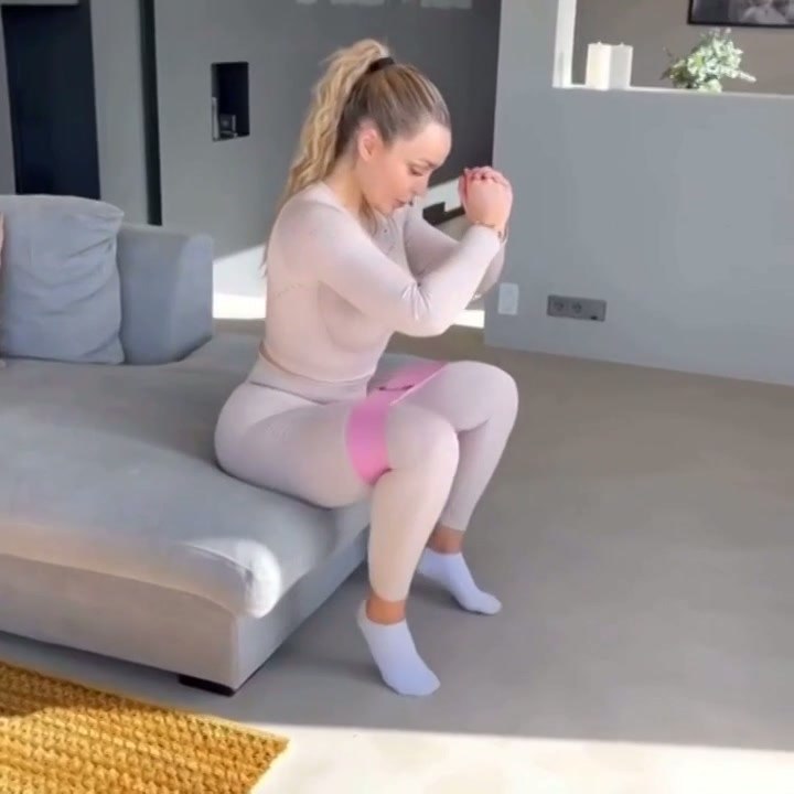 Получаем упругие ягодицы дома: простые упражнения для результата 5