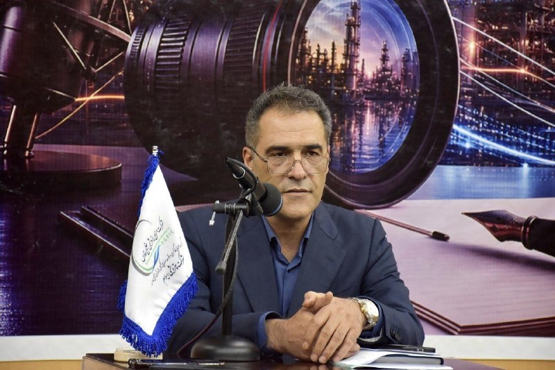 ایلام بیدار: 💢 پتروشیمی ایلام؛ از کمبود متخصص تا پرداخت بدهی🔻 مدیرعامل پتروشیمی ایلام در جمع خبرنگاران، مهم‌ترین چالش‌ها و اقدامات ای