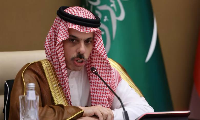 بن فرحان: ثبات کشتیرانی در تنگه هرمز مستقیماً با امنیت انرژی و تجارت جهانی مرتبط است — روزنامه اعتماد