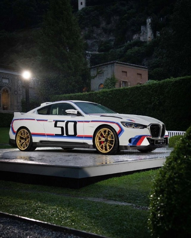 2022 BMW 3.0 CSL 1/50 5