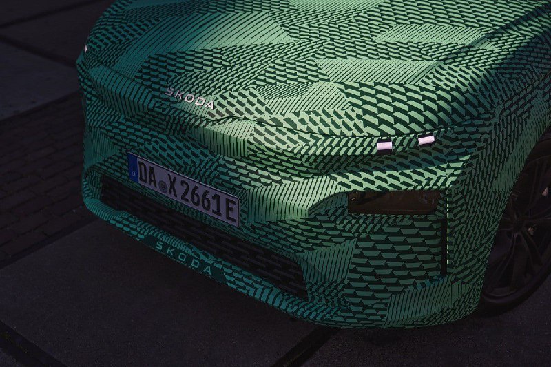 Компания Skoda раскрыла характеристики электрокроссовера Elroq 3