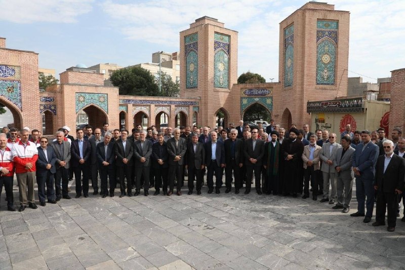 دانشگاه محقق اردبیلی: ❇️ حضور رئیس دانشگاه محقق اردبیلی در آئین تجدید میثاق اعضای شورای اداری استان اردبیل با شهدا به مناسبت هفته دولت روابط ع