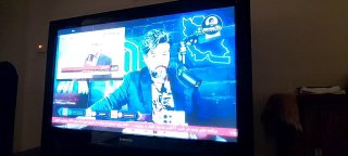 היי אומיד, נסה לקלל את המשפחה הזו כל לילה