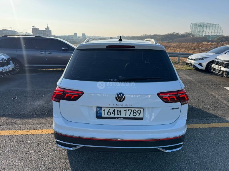 Volkswagen Tiguan 2022 фото 8