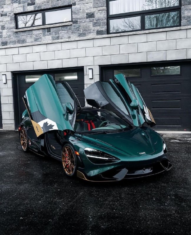 McLaren 765LT! 🏎️💨Двигатель: V8 с двойным турбонаддувом, 4,0 литра! ⚙️