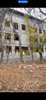 Urgent, detached building, 8 sotok, 4 levels, 1040 m2