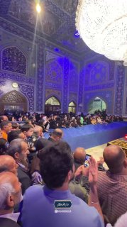 Friday evening of the first Fatima; Aminullah's pilgrimage is recited near the Light Tomb of Mr. Shanshan in Iran in the Dar al-Zakr Portico of Muthar Razavi Temple.
