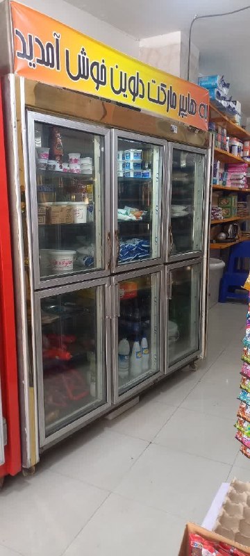 باغ نو: ✳️🔴🔸فروش یخچال ویترین ایستاده ۶ درب▫️به علت تغییر شغل▪️بدنه استیل، کاملاً سالم و در حد نو▫️قیمت: ۱۱۰ میلیون تومان▫️قیمت