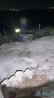 מתנחלים עורכים סיורים פרובוקטיביים באזור "חאלת אל-חומוס" במסאפר יטא, דרומית לחברון.