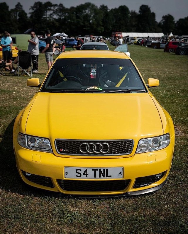 Audi RS4 2