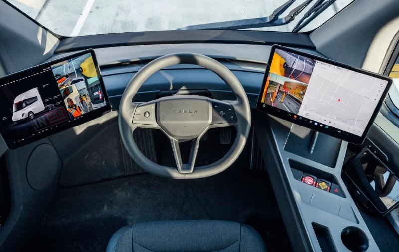 Tesla спустя 9 лет запустила серийный тягач Semi 2