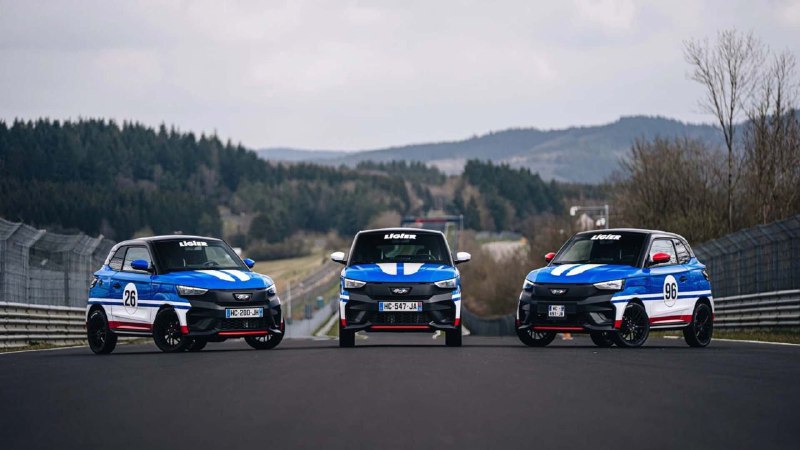 На Нюрбургринге обновили рекорд самого медленного круга — Ligier JS50 с 8-сильным дизелем проехал тр