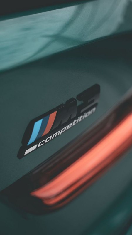 BMW откажется от тяжёлого гибрида в новой М3 — компания услышала своих фанатов.С
