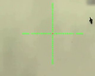 על פי הדיווחים, הצילומים מראים מטוס F-16 של חיל האוויר האוקראיני מפיל רחפן רוסי מעל צפון אוקראינה באמצעות ט…