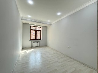 Sotiladi 4xona/4/9 Parisien turar-joy majmuasi 125m2 mo'ljal: Muqimiy ko'prigi