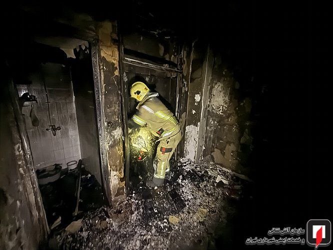 عملیات۱٢۵ | رسانه آتش نشانان ایران: نجات ۴ نفر از میان آتش‌ در بریانکدر پی آتش‌سوزی یک واحد مسکونی در طبقه دوم ساختمانی ۵ طبقه در خیابان بریانک غربی، آتش‌نش