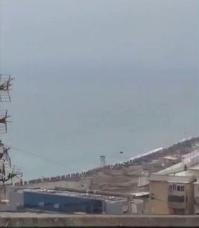 Более полутора тысяч мигрантов проникли из Марокко в испанский автономный город Сеуту на северном побережье Африки за последние полторы недели, по меньшей мере десять человек погибли, пытаясь добраться до Сеуты вплавь, сообщают Cadena SER и El Pais со ссыл