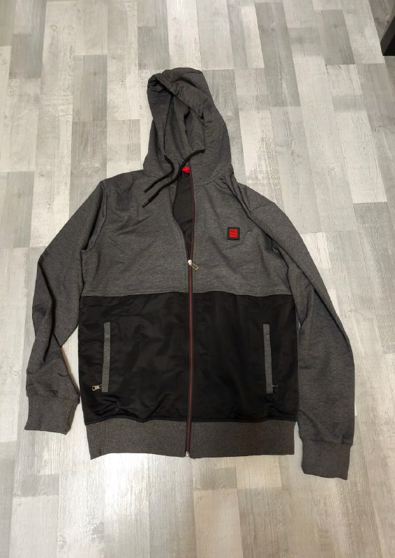 Продам новый мужской спортивный костюм XL