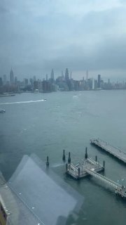 🇺🇸 #Bronx (E. 149th Street). It should actually be forbidden to celebrate the Fourth of July in certain locations.Follow us -> LiveLeak