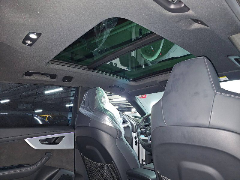 Audi Q8 (4M) 55 TFSI Quattro 2022 — фото 3