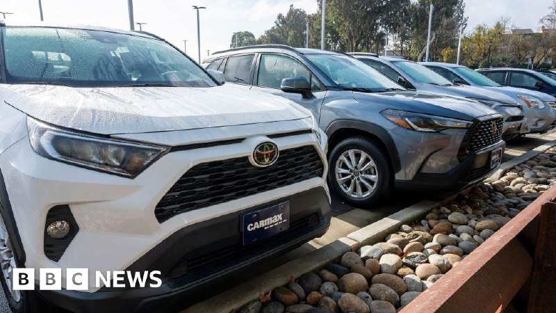 Trump announces 25% tariffs on car imports to US