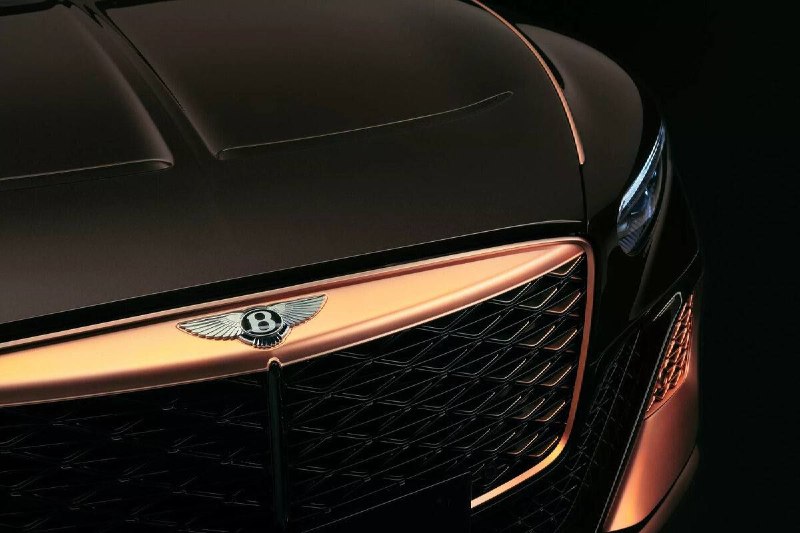 Bentley показала роскошное купе Mulliner Batur 4