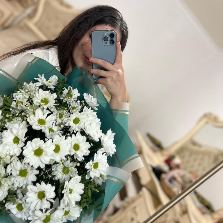 ✍حس آرامــــــــش: .- آدمیزاد واقعا مثل گیاه میمونه محیط اطرافش که خوب نباشه پژمرده میشه میپوسه و از بین میره بعضی وقتها باید جابجاش کنی مح