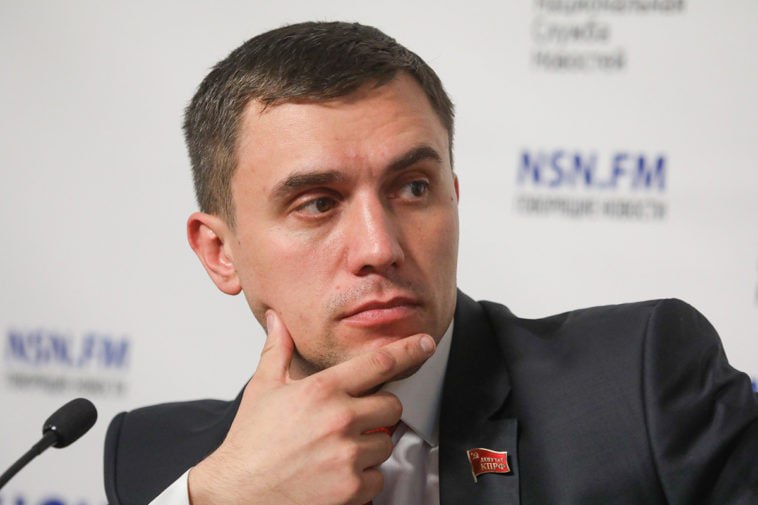 Экономика и не только: Бондаренко оштрафовали на тысячу рублей за публикацию фото Навального* с чужого аккаунта, который не принадлежит Бондаре