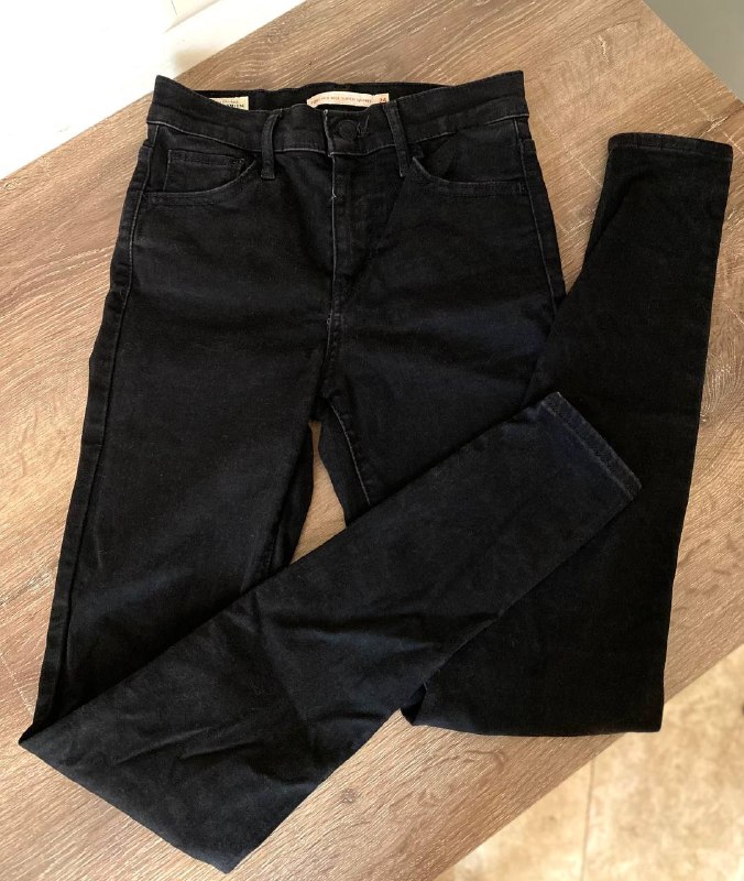 Женские джинсы Levi’s Premium черные — фото 1